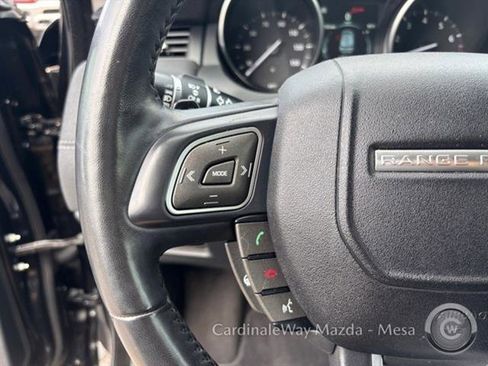 Used 2019 Land Rover Range Rover Evoque SE image 26