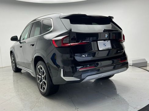 Used 2026 BMW X1 xDrive28i image 4