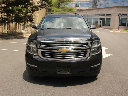 Used 2016 Chevrolet Tahoe LTZ AWD/4WD image 3