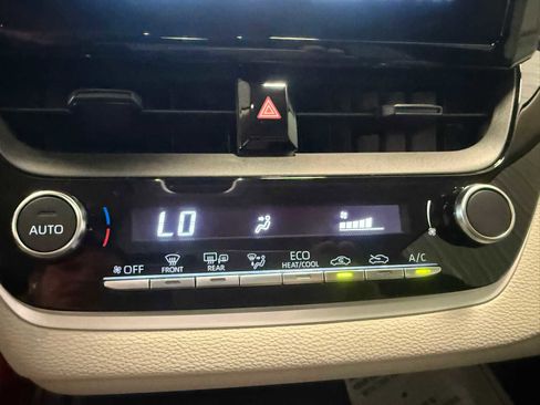 Certified 2023 Toyota Corolla LE w/ LE Premium Package FWD image 33