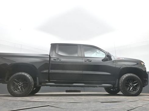 Used 2020 Chevrolet Silverado 1500 LT Trail Boss AWD/4WD image 48