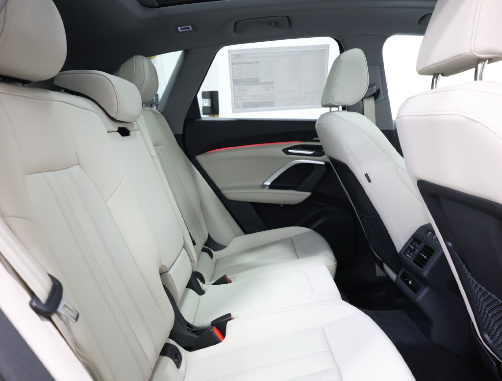 New 2026 Audi Q5 Premium Plus AWD/4WD image 24