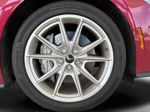 Used 2025 Ford Mustang GT Premium RWD image 12