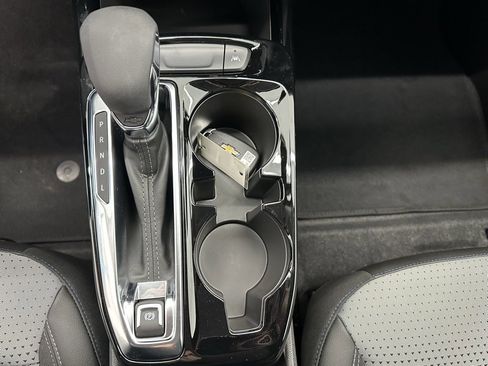 New 2025 Chevrolet Trax LT w/ Driver Confidence Package image 13