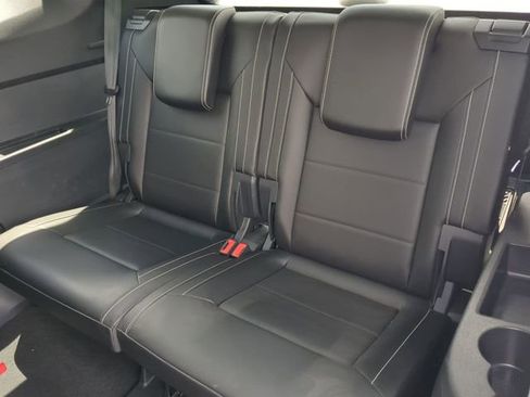 Certified 2023 Volkswagen Atlas SE w/ Panoramic Sunroof Package FWD image 19