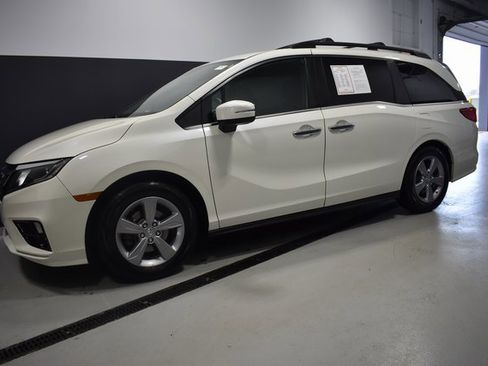 Used 2018 Honda Odyssey EX-L image 2