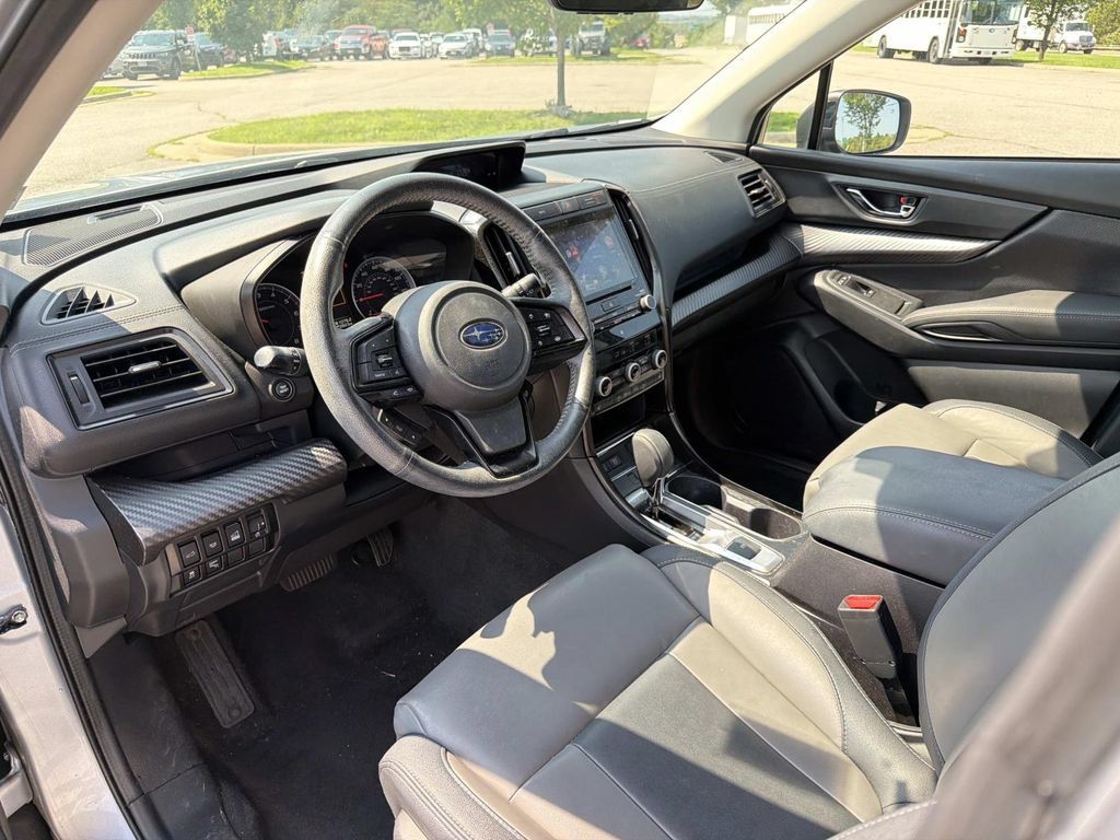 Used 2022 Subaru Ascent Onyx Edition AWD/4WD image 3