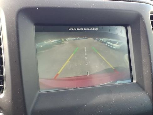 Used 2019 Jeep Compass Latitude FWD image 9