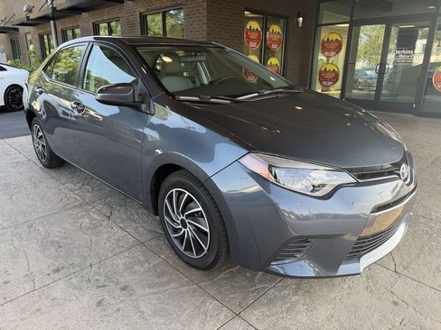 Used 2016 Toyota Corolla LE FWD image 5