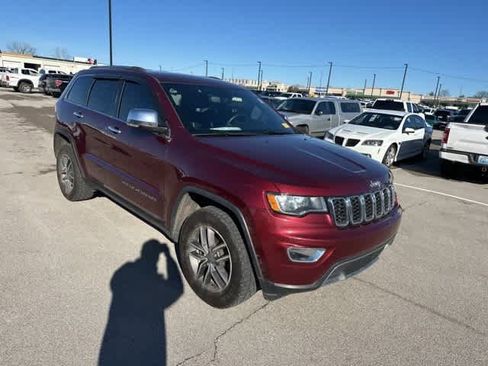Used 2019 Jeep Grand Cherokee Limited image 24