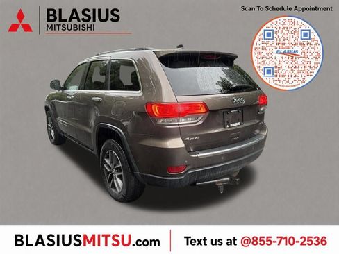 Used 2017 Jeep Grand Cherokee Limited AWD/4WD image 45