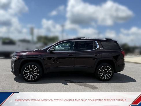 Used 2021 GMC Acadia SLT w/ LPO, Black Accent Package FWD image 9
