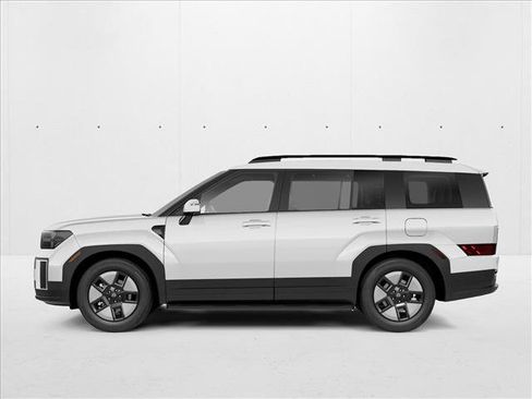 New 2026 Hyundai Santa Fe SE FWD image 2