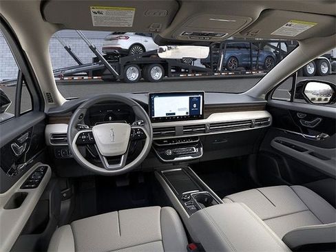New 2026 Lincoln Corsair Grand Touring AWD/4WD image 9