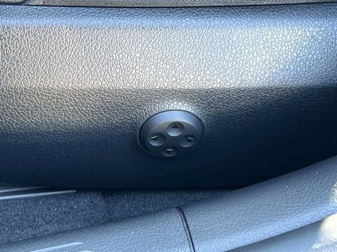 Certified 2023 Mercedes-Benz C 300 4MATIC Sedan image 21