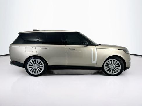 Certified 2023 Land Rover Range Rover First Edition AWD/4WD image 4