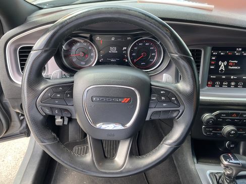 Used 2019 Dodge Charger GT RWD image 13