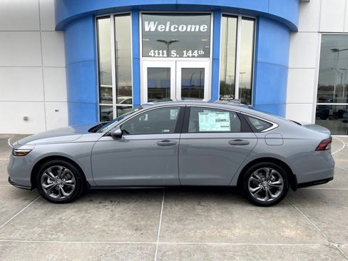 New 2026 Honda Accord EX-L image 1