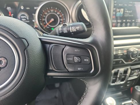 Used 2021 Jeep Wrangler Unlimited Sport AWD/4WD image 22