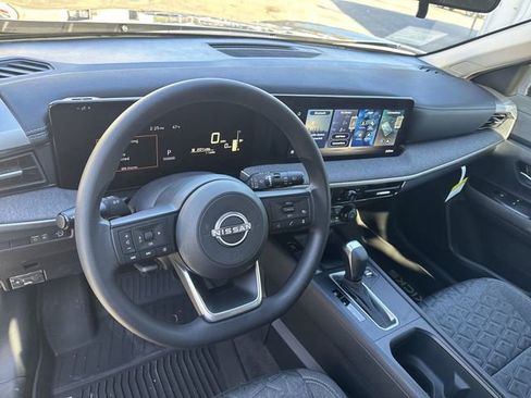 New 2026 Nissan Kicks SV w/ SV Premium Package FWD image 15