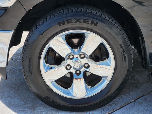 Used 2017 RAM 1500 Big Horn RWD image 13