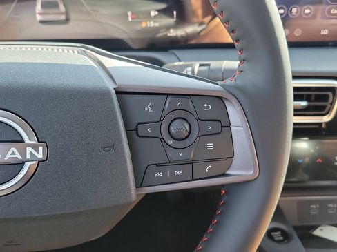 New 2026 Nissan Sentra SR w/ Floor Mat Package FWD image 7