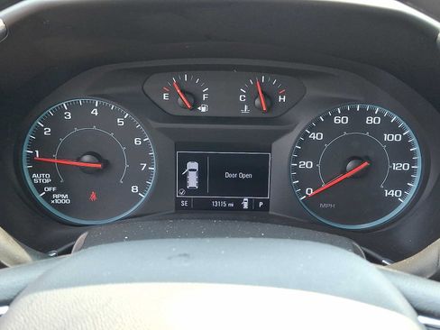 Used 2023 Chevrolet Equinox LS AWD/4WD image 19