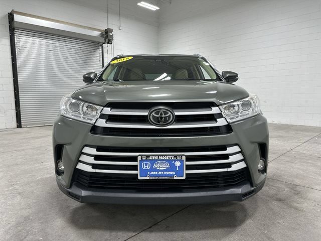 Used 2018 Toyota Highlander XLE FWD image 10