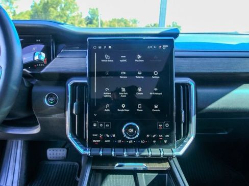 Used 2025 GMC Acadia Denali w/ Super Cruise Package AWD/4WD image 29