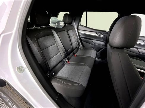 New 2026 GMC Terrain Elevation w/ Technology Package II FWD image 10