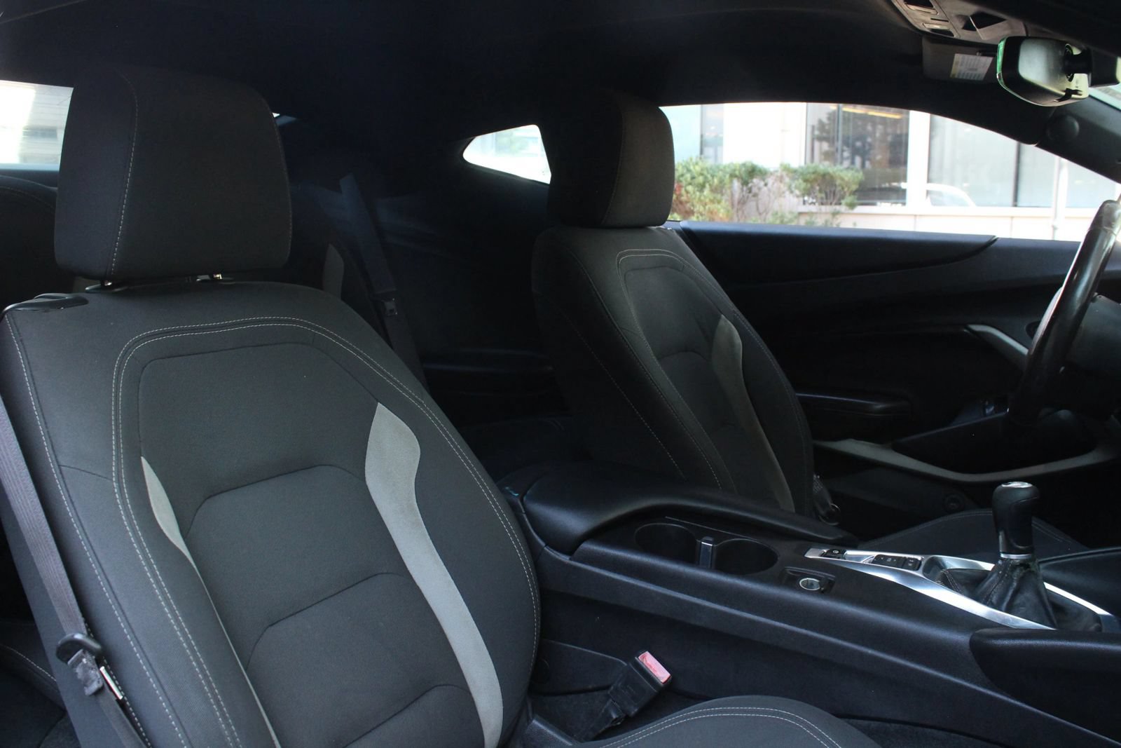 Used 2016 Chevrolet Camaro LT RWD image 20