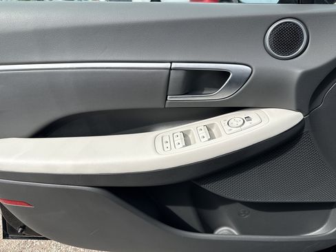 Certified 2026 Hyundai Sonata SEL FWD image 9