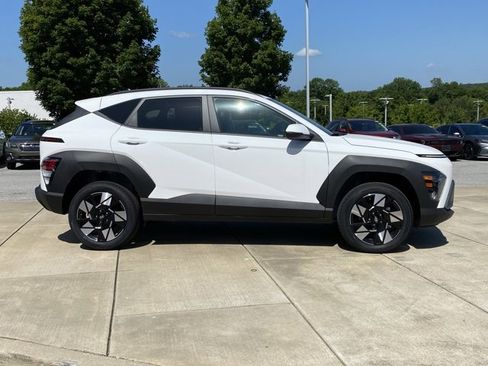 New 2025 Hyundai Kona SEL image 8