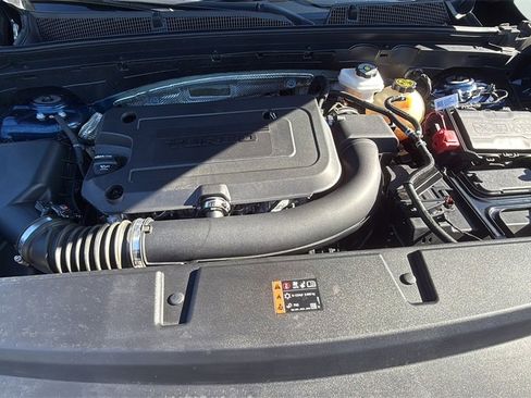 Used 2023 Buick Envision Avenir image 19