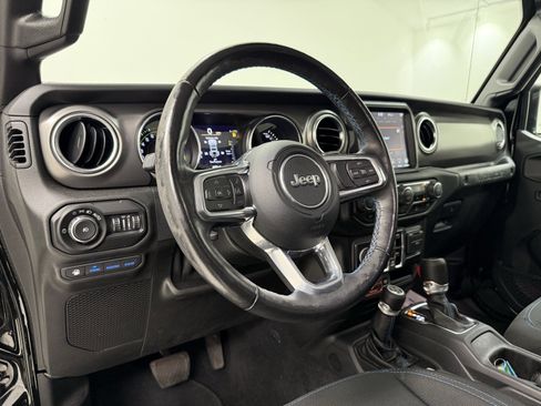 Used 2021 Jeep Wrangler Unlimited Rubicon 4xe w/ Dual Top Group image 18