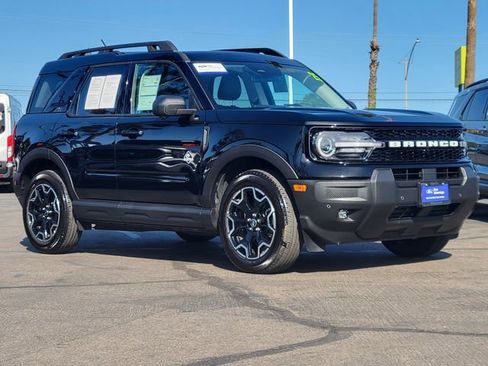 Certified 2025 Ford Bronco Sport Outer Banks w/ Outer Banks Tech Package+ AWD/4WD image 33