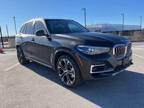 Used 2022 BMW X5 sDrive40i w/ Luxury Seating Package image 3