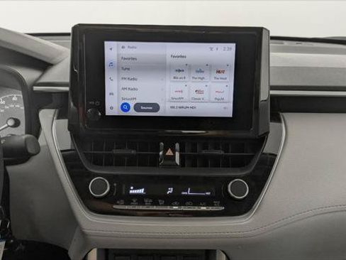 Used 2024 Toyota Corolla Cross L FWD image 32