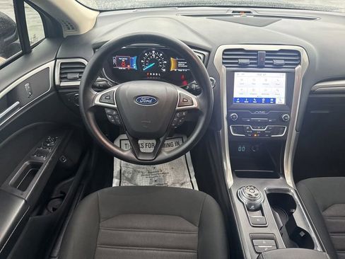 Certified 2019 Ford Fusion SE image 26