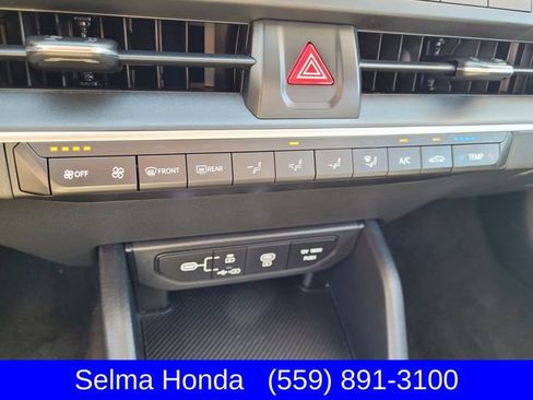 Used 2025 Kia K4 LXS image 19