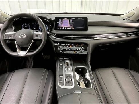 Certified 2025 INFINITI QX60 Luxe image 16