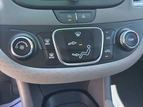 Used 2024 Chevrolet Malibu LS image 11