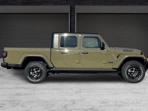 New 2026 Jeep Gladiator Willys image 3
