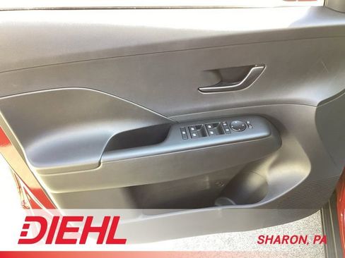 Certified 2025 Hyundai Kona SEL image 22