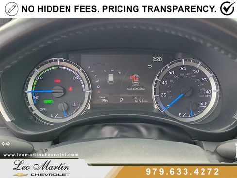 Used 2023 Toyota Highlander XLE FWD image 26