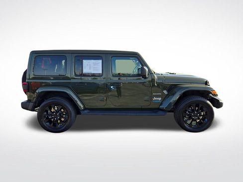 Used 2022 Jeep Wrangler Unlimited Sahara w/ Cold Weather Group AWD/4WD image 2