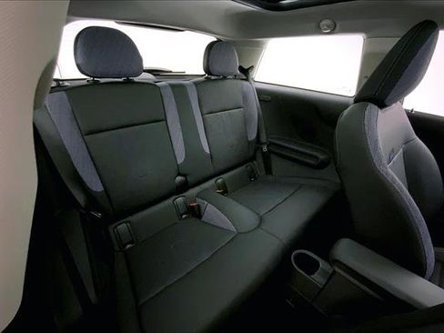 Certified 2025 MINI Cooper 2-Door Hardtop image 15