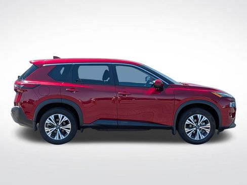 Used 2022 Nissan Rogue SV AWD/4WD image 2