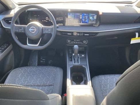 New 2026 Nissan Kicks SV image 31