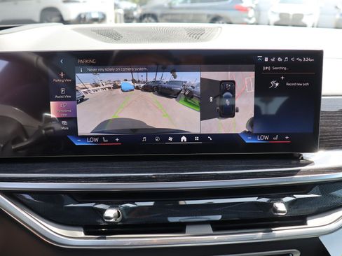 Used 2026 BMW X5 sDrive40i w/ M Sport Package image 24